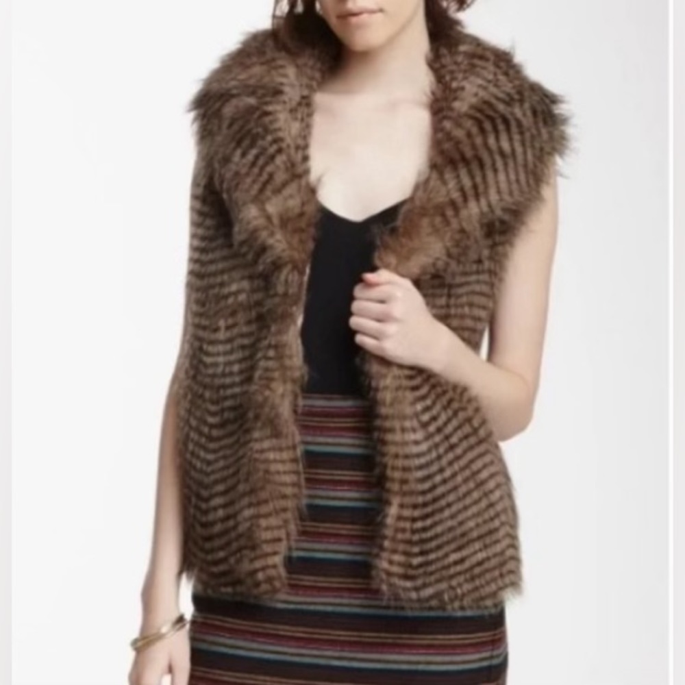 💕💕❤️Gi Sono By Cavalini Faux Fur Vest